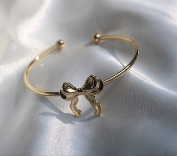 Bow Bling Cuff