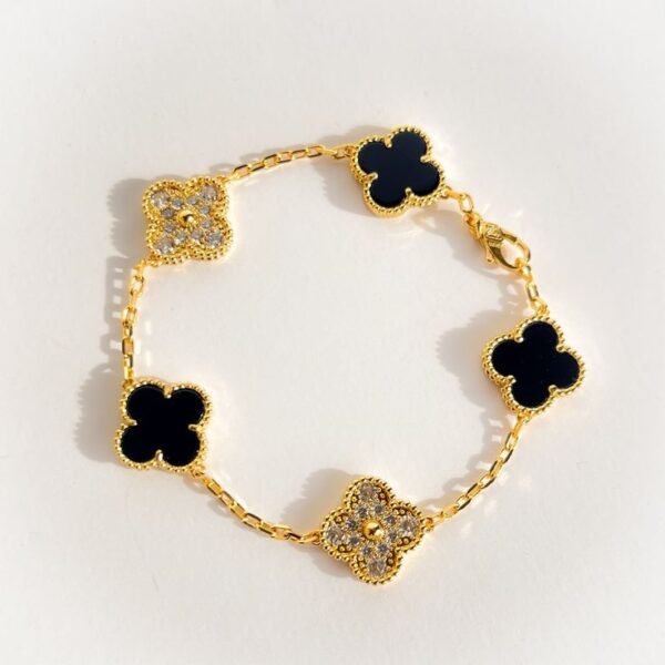 Sparkle Clover Bracelet (Black)